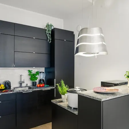 Apartment Bright And Renovated In Kamppi With A Walk-in Closet